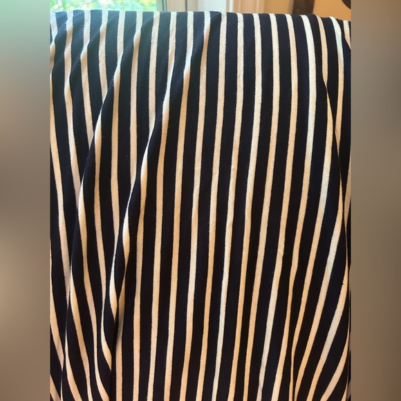 blue and white vertical stripe knee length skirt - Max Studio - Medium - Picture 6 of 6